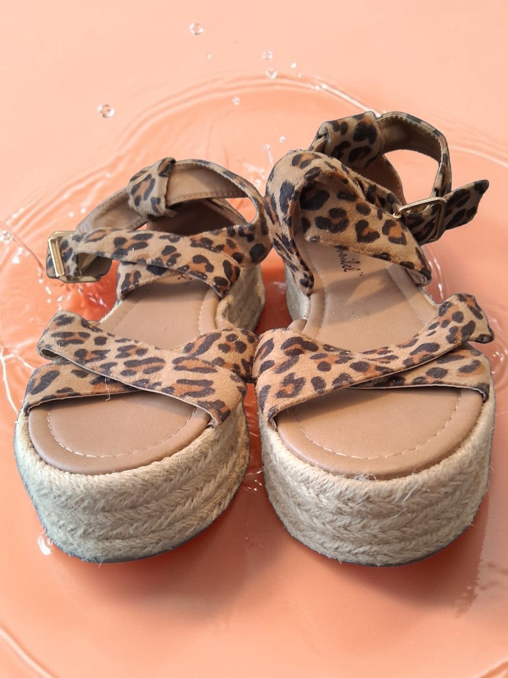 Bonnibel leopard print suede platform sandals adjustable ankle strap Size 6 Cute